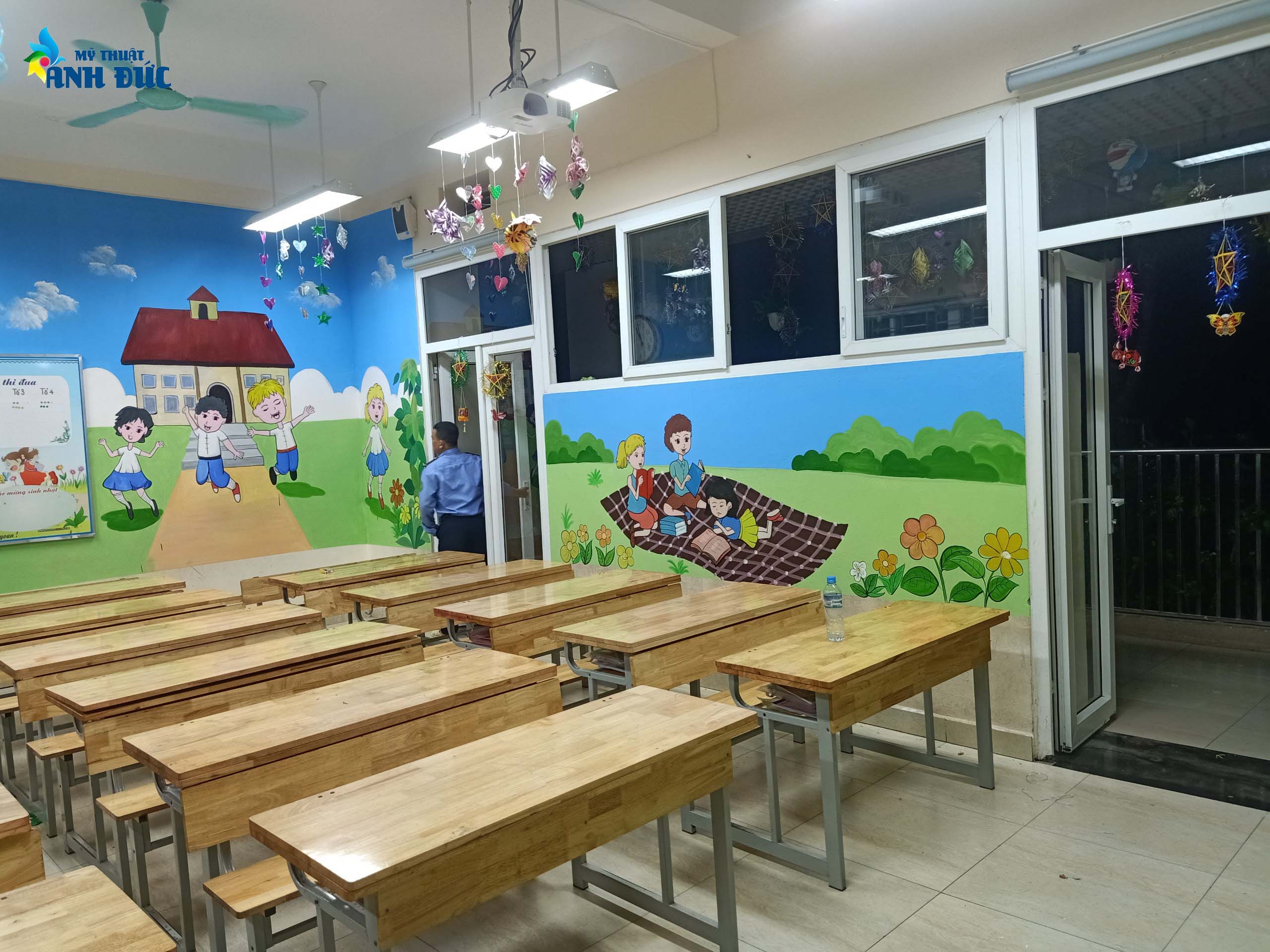Vẽ tranh tường 3D cho trường chuẩn quốc gia THCS Thanh Xuân Bắc, Hà Nội