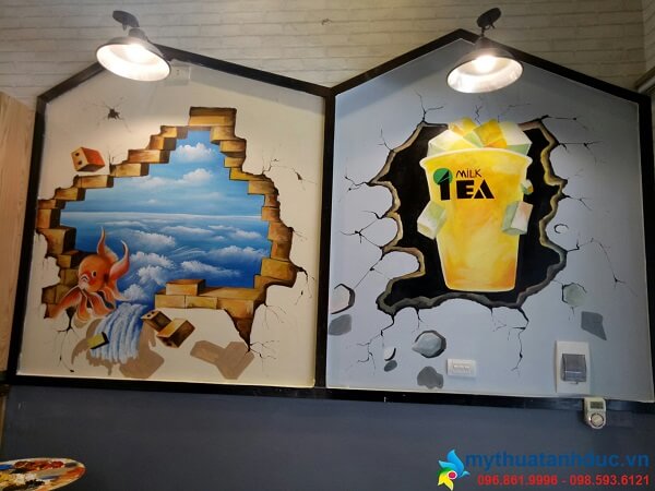 Vẽ tranh tường quán trà sữa là điểm nhấn cho không gian vui tươi, trẻ trung và đầy sáng tạo của quán của bạn. Không chỉ mang lại cái nhìn độc đáo mà còn trang trí cho không gian quán của bạn thêm phần ấm cúng và gần gũi hơn với khách hàng của bạn.