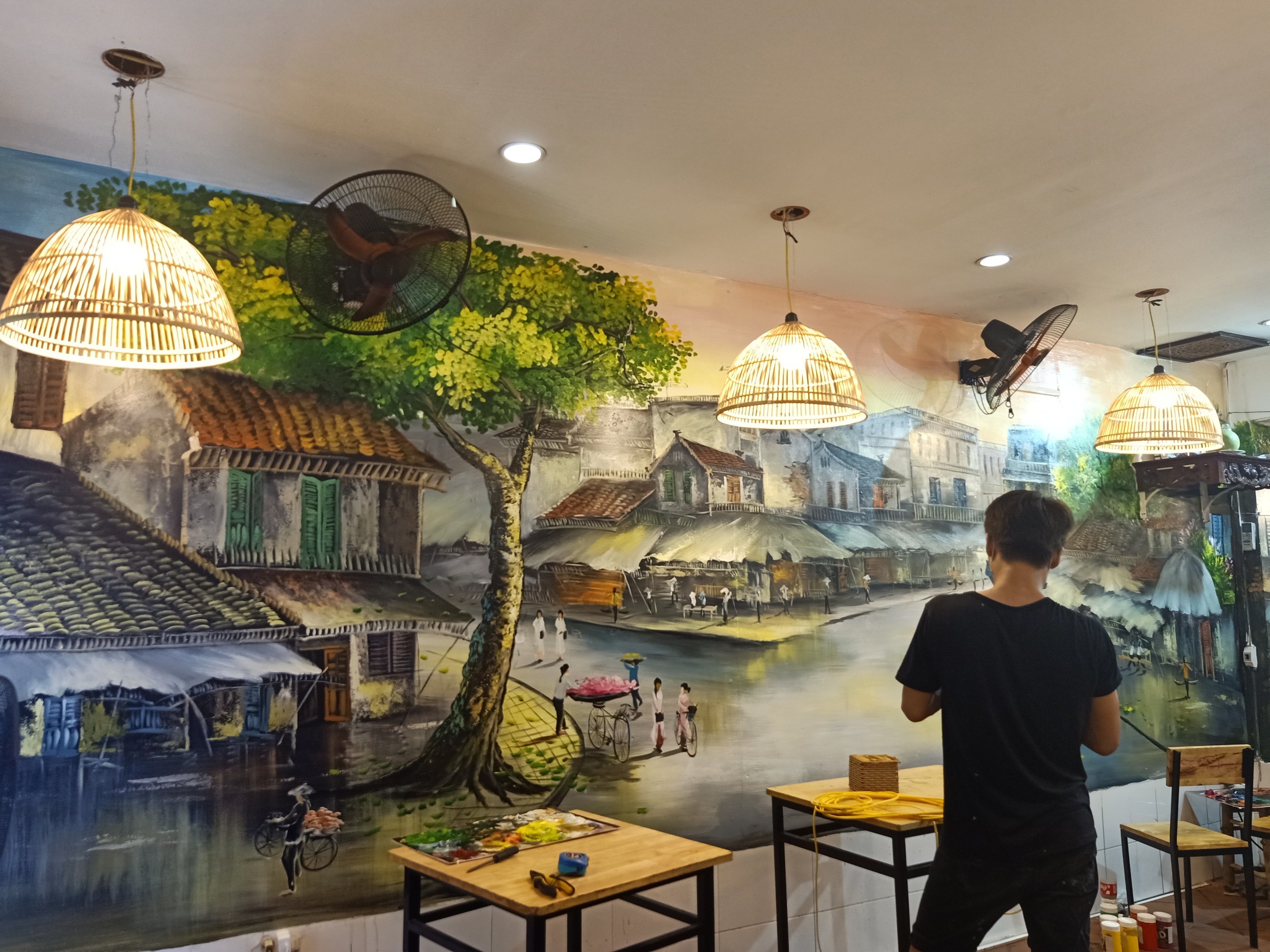 Hoàn thiện tranh tường cho quán ăn tại Tạ Hiền và Mã Mây - Hà Nội